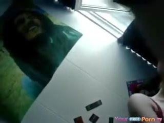 Cute rumaja starts the day with a sextape